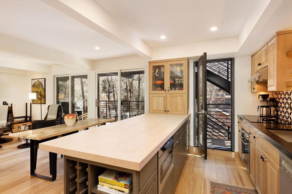Chateau Roaring Fork Unit 25, Contemporary Condo With River Views, Close To Town Aspen Buitenkant foto